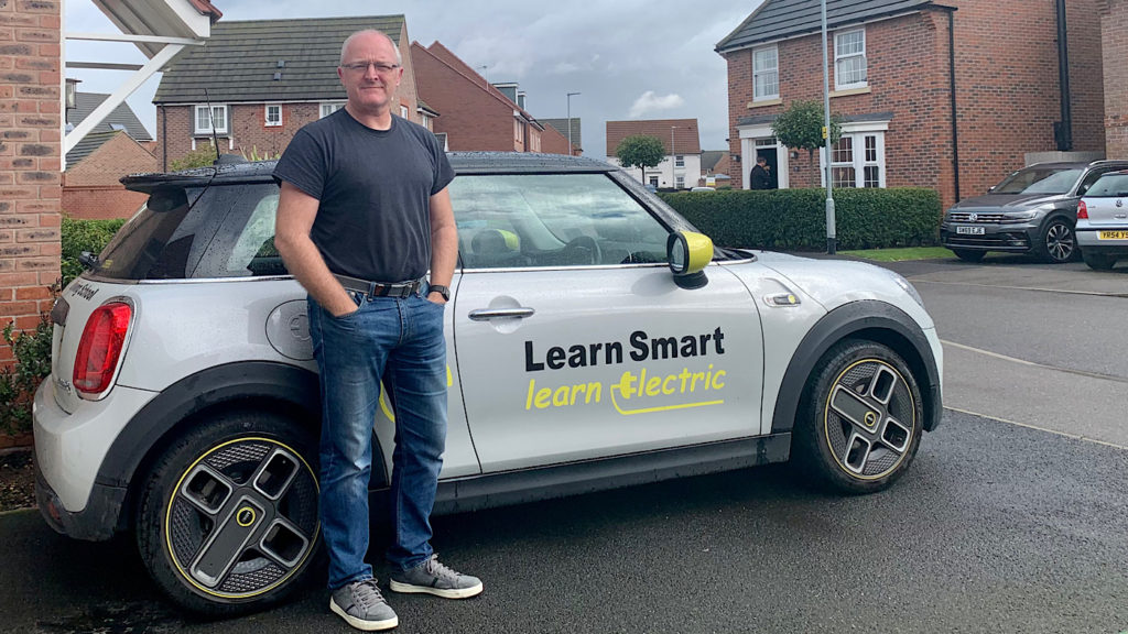 Automatic Driving Instructor